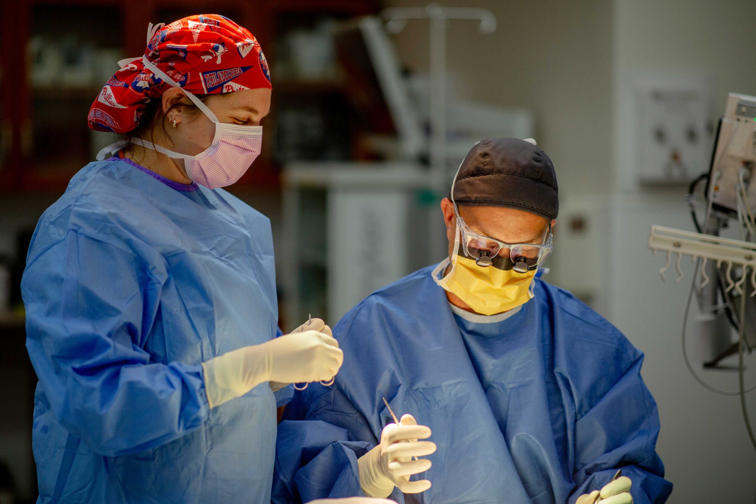Surgeon performing precise eyelid lift technique at Seiff Center