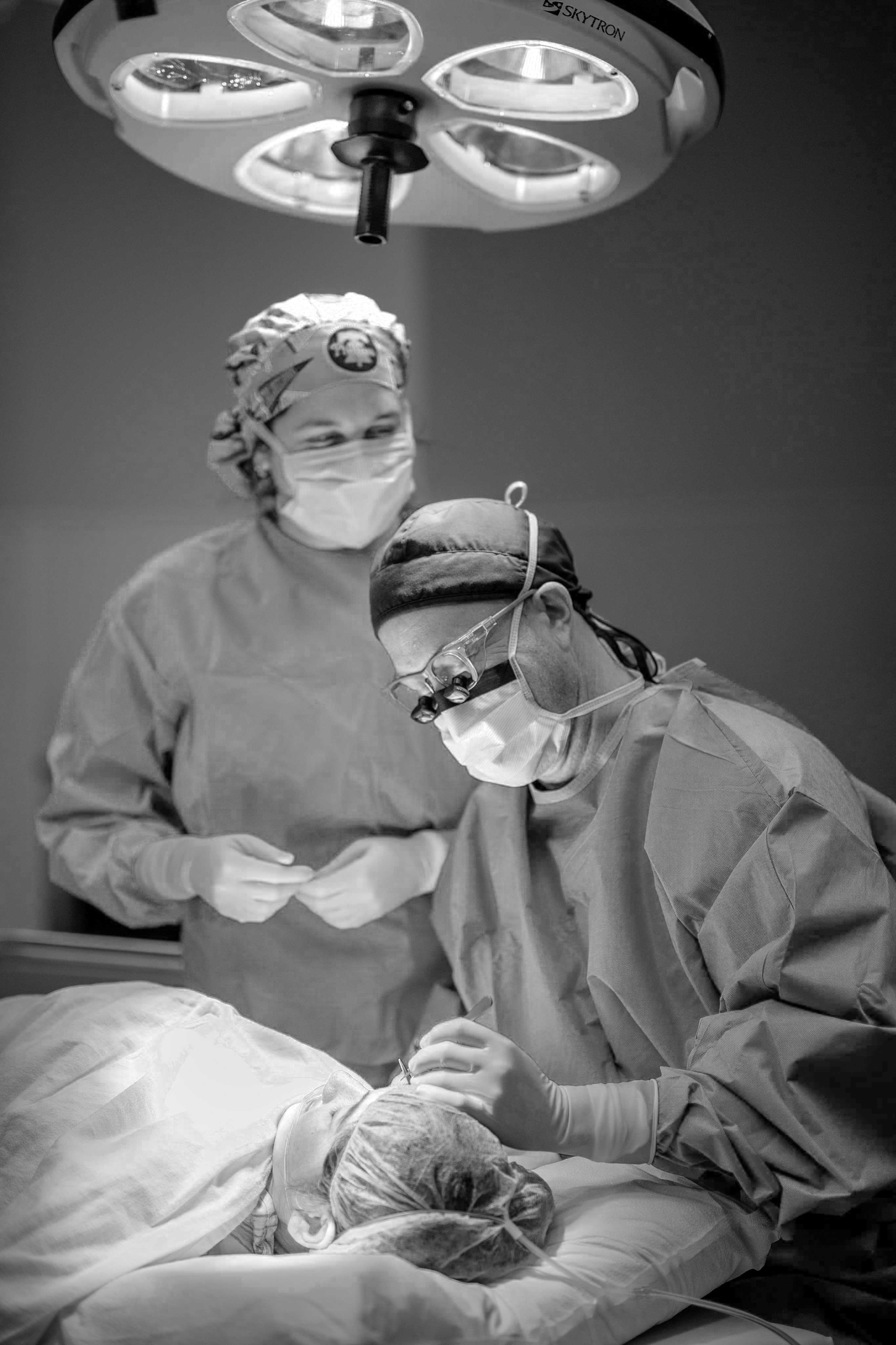 Illustration of entropion eyelid condition treated at Seiff Center